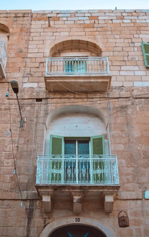 The 1930'S Maltese Residence セント・ポールズ・ベイ エクステリア 写真