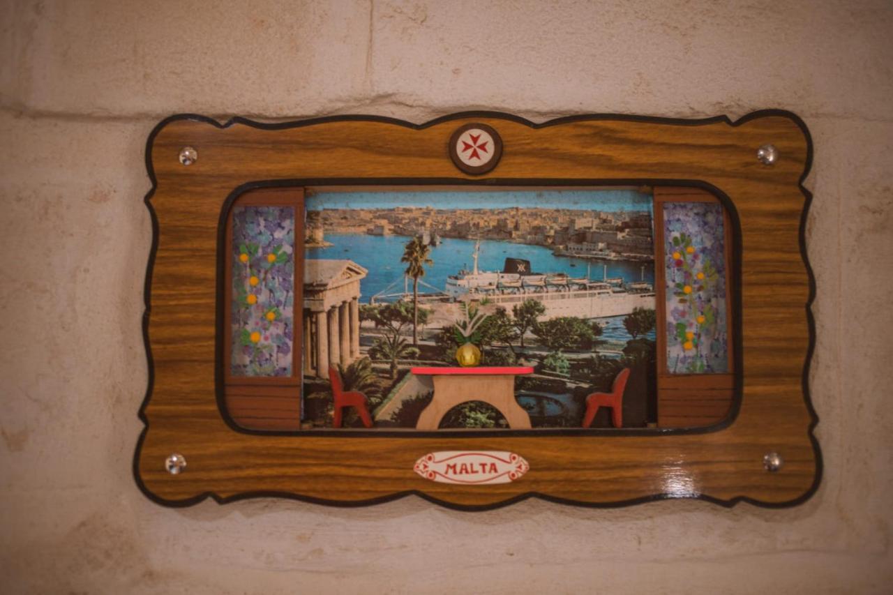 The 1930'S Maltese Residence セント・ポールズ・ベイ エクステリア 写真