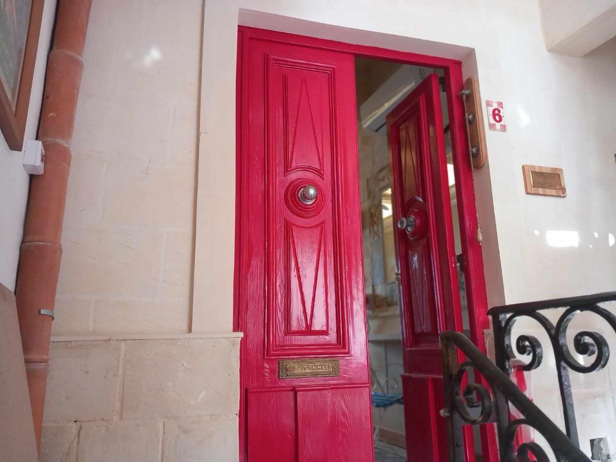 The 1930'S Maltese Residence セント・ポールズ・ベイ エクステリア 写真