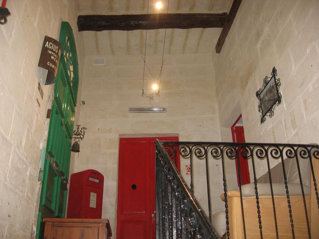 The 1930'S Maltese Residence セント・ポールズ・ベイ エクステリア 写真