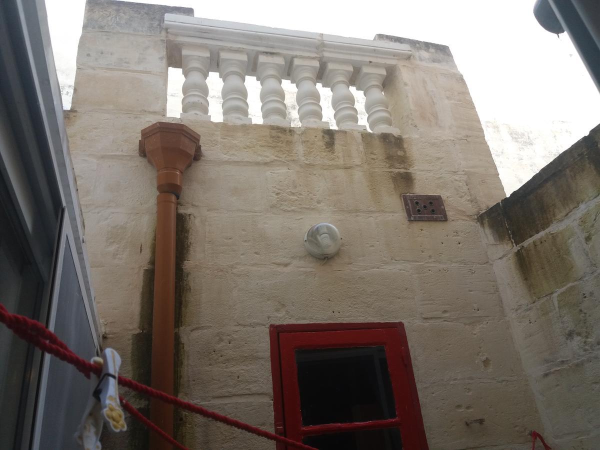 The 1930'S Maltese Residence セント・ポールズ・ベイ エクステリア 写真
